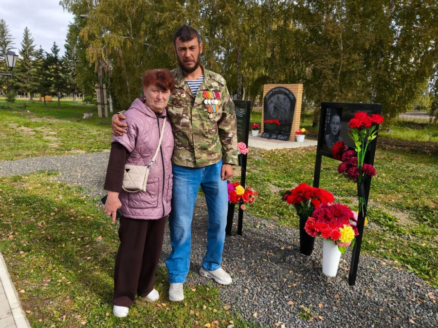 В минувшие выходные более 100 юных футболистов оспаривали в напряженных таймах звание победителя в турнире, посвященном памяти участника СВО Романа Струкова В минувшие выходные более 100 юных футболистов оспаривали в напряженных таймах звание победителя в турнире, посвященном памяти участника СВО Романа Струкова