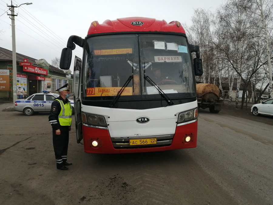 Сотрудниками ОГИБДД по Родинскому району ежемесячно проводятся профилактические мероприятия по обеспечению безопасности пассажирских перевозок