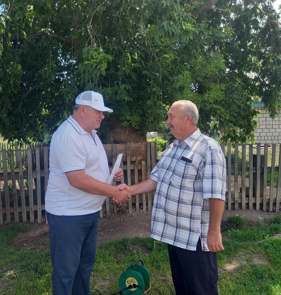 На прошлой неделе состоялись встречи делегаций руководителей и специалистов администрации района, глав сельсоветов, представителей инициативных групп с жителями Степного Кучука и Мирного
