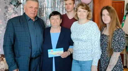 Анисимова Людмила Михайловна, 07.05.1944, п. Мирный