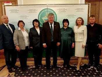 Коллектив секретарей Администрации Родинского района объединяет прекрасных, эрудированных, работоспособных женщин