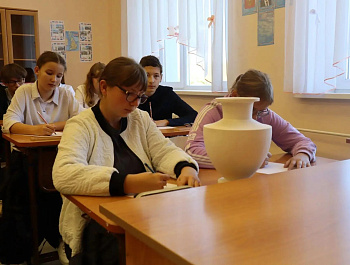 Благодаря региональному проекту «Все лучшее детям» национального проекта «Молодежь и дети» удалось улучшить материально-техническую базу в Мирненской и Родинской школе № 1