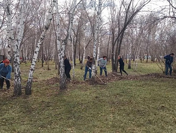 Благодарим жителей района, коллективы организаций и предприятий, членов всех родов войск, студентов Родинского филиала КГБПОУ "АИРМО", школьников за участие в субботниках