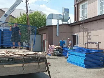 На «Умную спортивную площадку» поступило оборудование. Монтаж объекта начала компания ООО «Экопром»