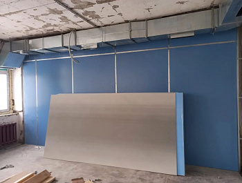 Близится к завершению капитальный ремонт Родинской детской школы искусств в с. Родино.